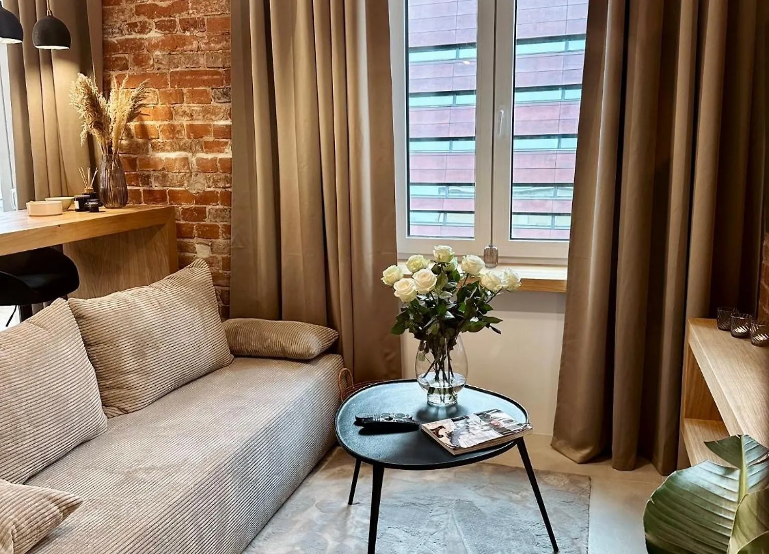Wolnosci9 Stylowy Apartament W Centrum Wroclawia Tuz Przy Nfm 0*, Breslau