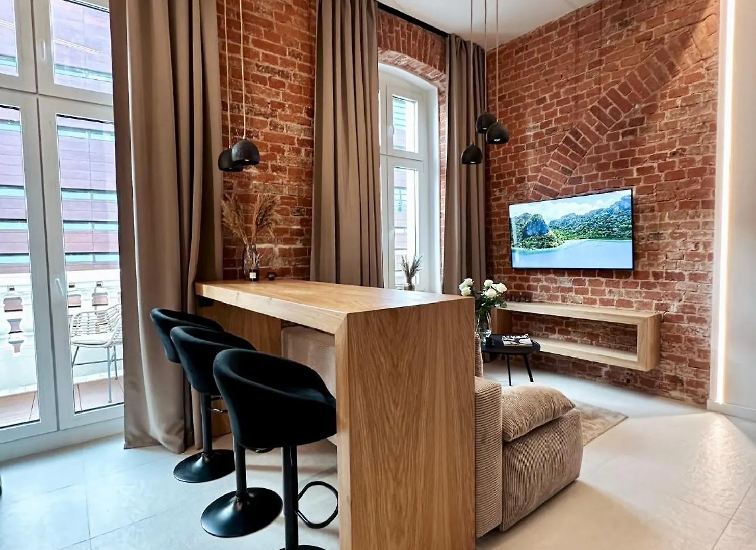 Apartment Wolnosci9 Stylowy Apartament W Centrum Wroclawia Tuz Przy Nfm Polen